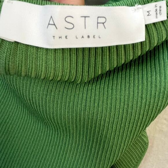 NWT ASTR Elmira Bodysuit Green Ribbed with Open Criss Cross Back Medium - Picture 10 of 13